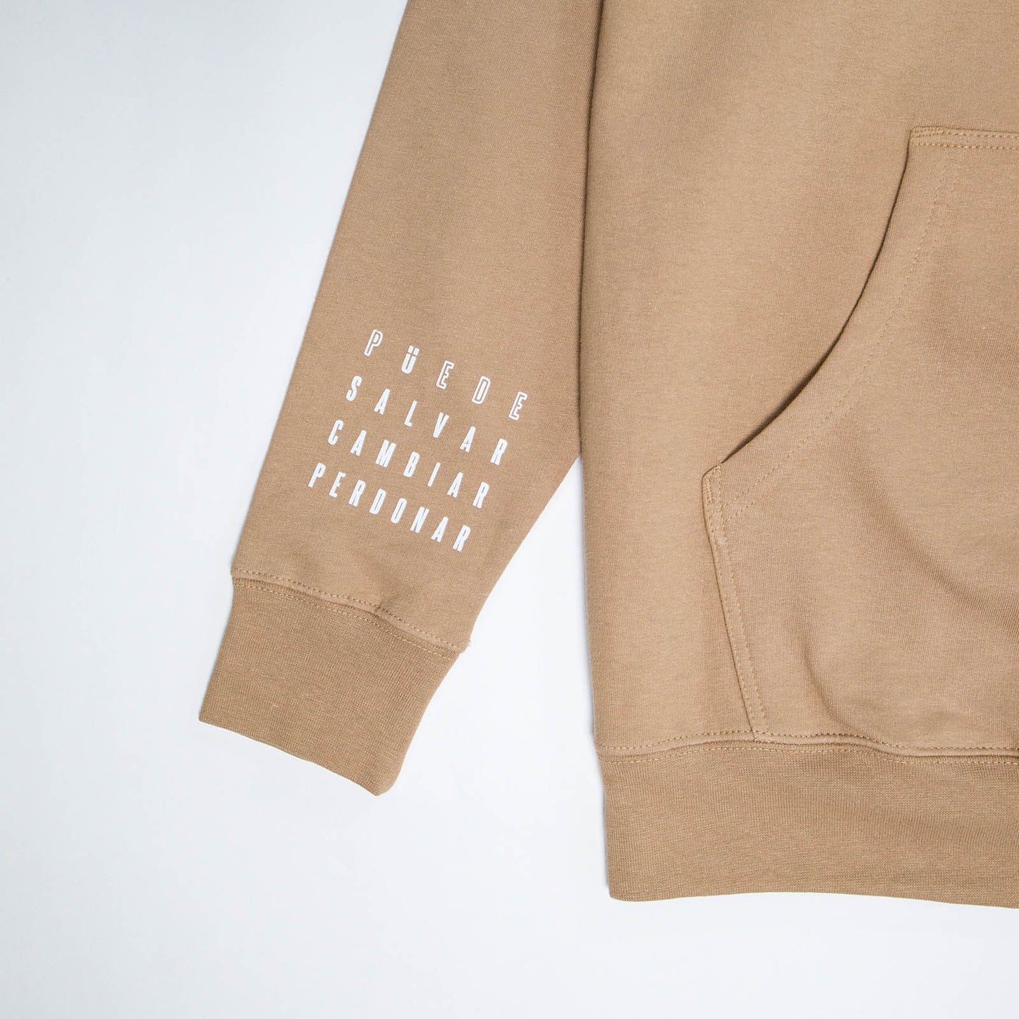 Suéter Solo Jesús Color Marrón Claro