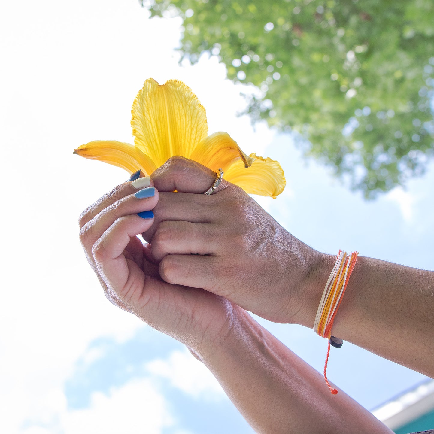 Pulsera Digno de Alabanza