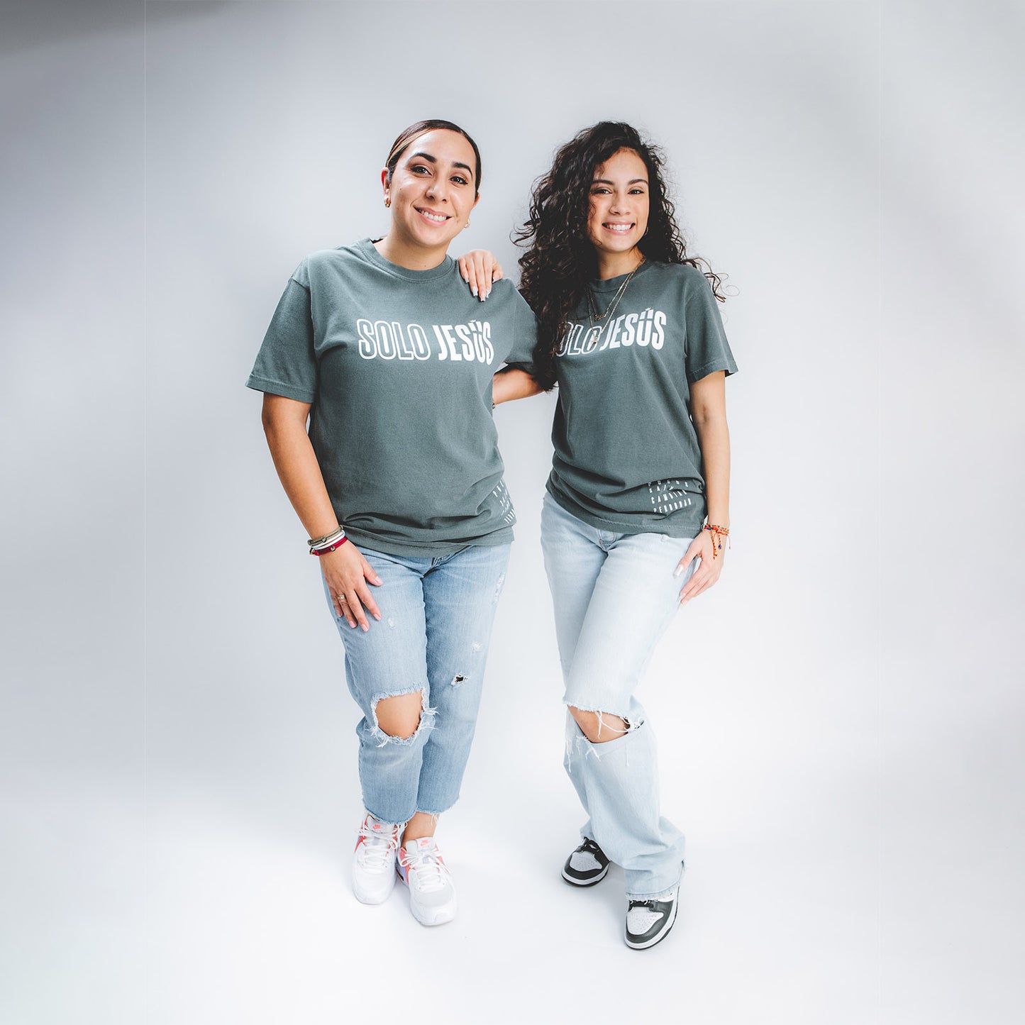 Camiseta Solo Jesús Color Verde Wash